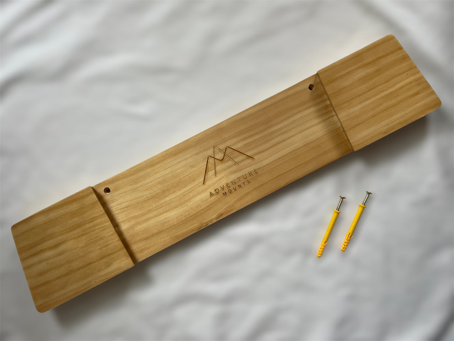 Minimalist Wood Snowboard Mount